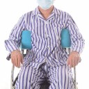 Modrá podložka k invalidnému vozíku pre podporu chrbta dĺžka 190 cm prichytenie na suchý zips mäkká bočná opora pre pohodlné sedenie 3