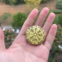 Moeda Viking do Norte Moeda Comemorativa com Motivo Viking Moeda de Colecionador com Runas e Estojo de Plástico 4 cm 4