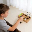 Montessori busy board s LED svetlami Dino 18,5 x 10,5 cm Drevená senzorická doska s vypínačmi kľúčikom a žiarovkou Edukačná hračka pre deti 2
