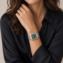 Montres de luxe pour femmes avec boîtier rectangulaire 24 x 29 mm Chiffres romains Mouvement à quartz Acier inoxydable Bracelet à maillons 3