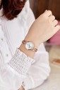 Montres pour femmes mignonnes avec des pierres J1587 17
