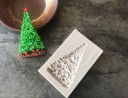 Moule en silicone 3D pour pâtisserie en forme de sapin de Noël avec une étoile et des cadeaux Facilité de moulage et de démoulage Dimensions du moule 1