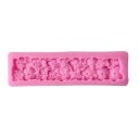 Moule en silicone avec des fleurs 3