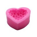 Moule en silicone en forme de cœur avec des roses 2