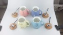Mug en céramique avec couvercle et cuillère J2547 9