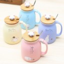 Mug et cuillère avec un chat 4
