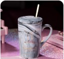 Mug marbré avec motif du zodiaque 10