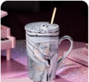 Mug marbré avec motif du zodiaque 8