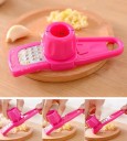 Multifunctional Garlic Grater 4