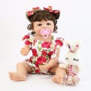 Muñeca realista con accesorios 55 cm 4