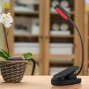 Nabíjacia LED lampička na knihu s klipom Červené svetlo 620 nm Bez modrého svetla 3 úrovne jasu 1000 mAh USB-C Čierna Na čítanie v noci 2