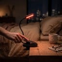 Nabíjacia LED lampička na knihu s klipom Červené svetlo 620 nm Bez modrého svetla 3 úrovne jasu 1000 mAh USB-C Čierna Na čítanie v noci 3