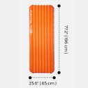 Nafukovací karimatka obdélníková 196 x 65 cm R-hodnota 5,6 až 6,0 Povrch 100 % nylon Ultralehká Oranžová Na kempink a turistiku 1