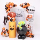Nafukovací mumie tököt tartó Halloweeni dekoráció Nagy léggömb 200 x 125 cm Fehér narancssárga cipőkkel Halloween és ünnepi dekoráció 2
