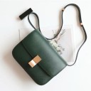 Naisten crossbody-laukku läpällä ja suorakaiteen muotoisella metallisoljella Kulmikas minimalistinen muoto Kapea hihna Aitoa nahkaa ja PU-nahkaa 18