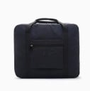 Naisten matkakassi matkalaukun kahvaan kiinnitettävällä hihnalla Etutasku vetoketjulla ja kaksi kantokahvaa Nylon 41 x 16,5 x 31 1