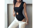 Naisten musta hihaton body 3
