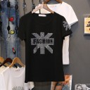 Naisten musta t-paita paljeteilla 5