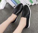 Naisten nahkaiset loaferit tähdillä J1725 9