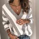 Naisten neulepusero raidoilla A2274 2