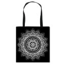Naisten ostoskassi värikkäällä mandala- ja koristepainatuksella Polyesterilaukku kahdella mustalla kahvalla Koko 34,5 x 33,5 cm 16