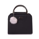 Naisten pieni käsilaukku Tukevat metallikahvat Koristeellinen pomponi ketjussa Matta PU-nahka Laukkumainen muoto Mitat 22 x 17 x 10 cm 1