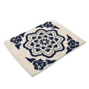 Napperon avec motif floral 8