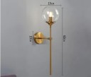 Nástenné svietidlo so sklenenou guľovou hlavou a kovovým telom, závit E14, výška 60 cm, šírka 18 cm Do kuchyne alebo spálne 2