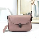 Női crossbody kézitáska M1730 10