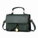 Női crossbody táska klapával, kézben és vállon is viselhető Díszcsomó fém függővel Hosszú pánt PU bőr 20 x 7,5 x 14,5 cm 6