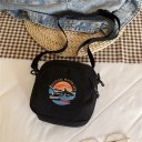 Női crossbody táska vászonból és pamutból cápás mintával Cipzáros zárás Pánt karabínerekkel Méret 15 x 16 cm Mobiltelefon és szemüveg 2