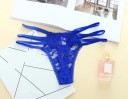 Női csipkés tanga három pánttal az oldalakon Csipke elülső rész és sima varrás nélküli hátsó rész Rugalmas nylon spandexszel 5