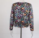 Női dzseki tavaszra és őszre színes virágmintával fekete háttéren, gallér nélkül. Díszes mintás csíkok. Pamut és poliészter 7