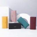 Női hosszú pénztárca műbőrből Fedlap az egész elülső oldalra Minimalista megjelenés Apró díszítő felirat Méret 19 x 9 x 3 cm 6