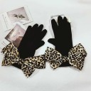 Női kötött érintőkesztyű masnival univerzális méret Elegáns téli kesztyű poliészterből és elasztánból nőknek 6