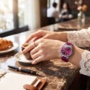 Női kvarcóra Luxusos kövekkel és dátummal Világító mutatók Vízálló 30 m Tok 35 mm Bőr szíj Mindennapra és társaságba 5