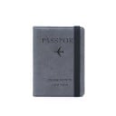 Obal na cestovný pas z PU kože Zavretie elastickým pásikom Ražený nápis Passport a motív lietadla Matný povrch Rozmer 14 x 11 x 1 cm 7