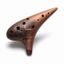 Ocarină din lut violet cu 12 orificii, acordaj Alt C, 18 x 11 x 5 cm, ardere fumurie, culoare brună, instrument muzical handmade pentru interpreți 3