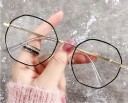 Óculos contra a luz azul para trabalhar no computador Lentes poligonais em fina armação metálica Suportes e hastes com extremidades transparentes 2