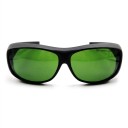 Óculos de proteção contra laser de 200 a 2000 nm com lentes verdes e proteções laterais em armação preta para trabalho com laser e gravura 2