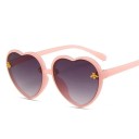 Óculos de sol infantis em forma de coração Óculos estilosos para meninas proteção UV Armação leve Óculos de verão para crianças Acessório 4