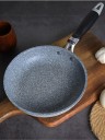 Okrúhla nepriľnavá panvica 26 cm s dvojitým dnom a ergonomickou rukoväťou pre všetky sporáky 3
