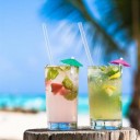 Ombrellini in silicone per cocktail da applicare al bordo del bicchiere Decorazione per drink e altre bevande in un mix di colori Dimensione 4 x 3 cm 2
