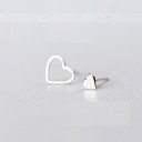 Orecchini a bottone a forma di cuore R92 19