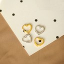 Orecchini a cerchio da donna a forma di cuore G127 2