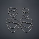 Orecchini a cerchio da donna a forma di cuore G904 3