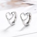 Orecchini a cerchio da donna a forma di cuore 1