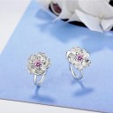 Orecchini a cerchio da donna con fiore 5