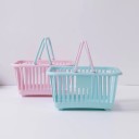 Organisateur en plastique en forme de panier de courses 1