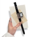 Orologi da donna retro di lusso con cassa rettangolare scorrevole 21 x 36 mm Movimento al quarzo Cassa argentata e cinturino in pelle nera Per 5